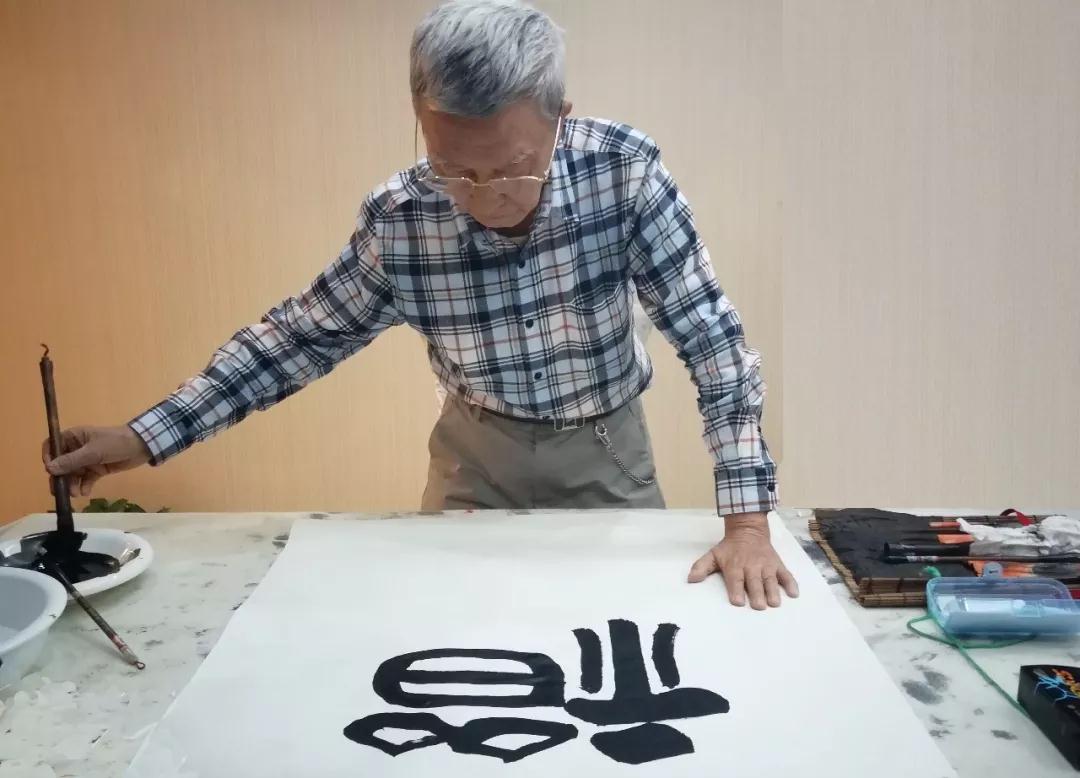 書畫大家揮毫潑墨, 傳統文化走進拉斯維加斯游戲3499